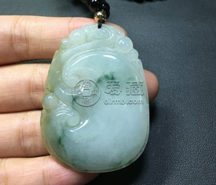 翡翠冰糯种 翡翠冰糯种怎么样
