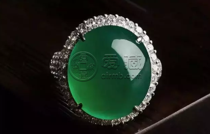 翡翠的價(jià)位 目前翡翠價(jià)格是多少
