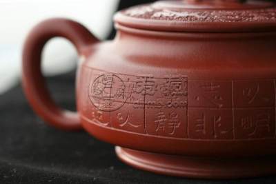 如何辨别原矿大红袍泥料？快速辨别原矿大红袍泥料的方法