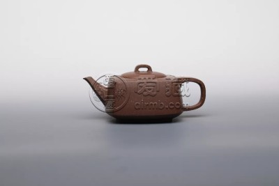 紫砂大师周桂珍简介，周桂珍紫砂壶拍卖价格