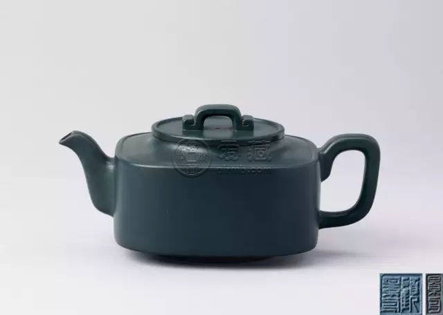 綠色紫砂壺是什么泥料？綠色紫砂壺有沒(méi)有毒？