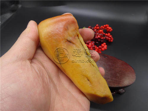 新疆的金丝玉 新疆的金丝玉值不值钱