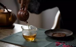 教你去除紫砂壶的土味，紫砂壶的土腥味怎么去除？