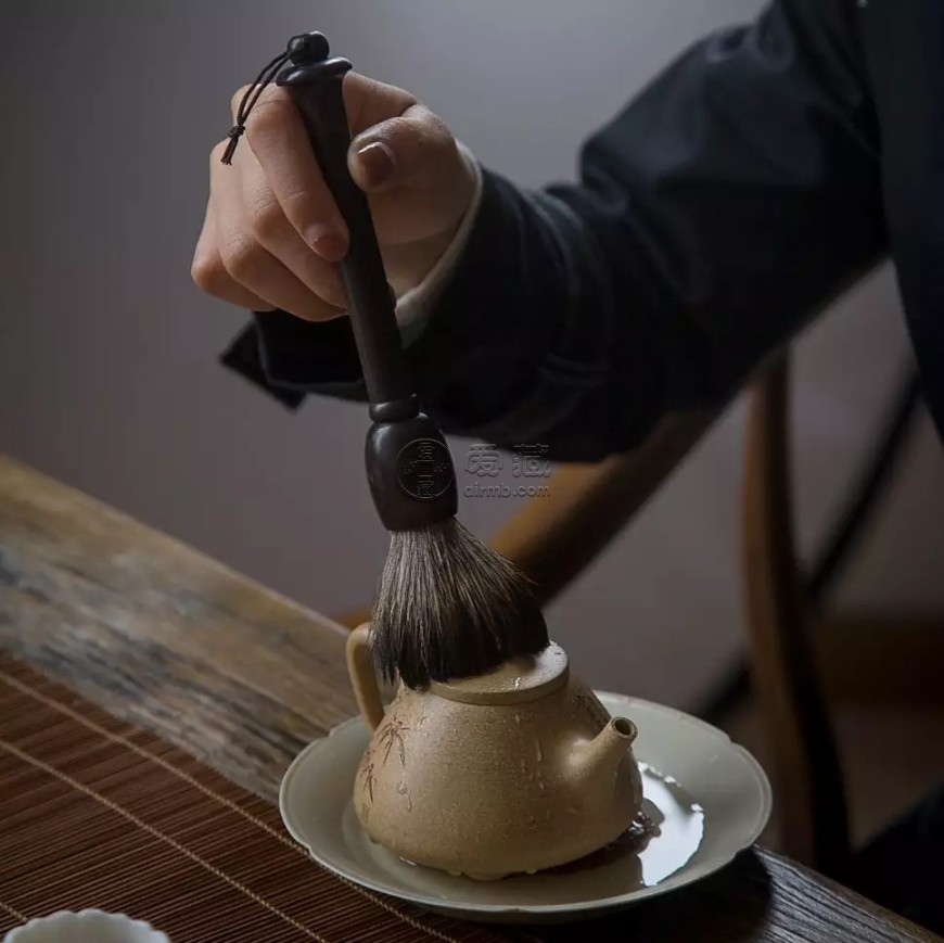 教你去除紫砂壶的土味，紫砂壶的土腥味怎么去除？