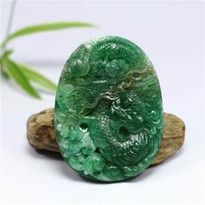 翡翠和独山玉图片对比 翡翠和独山玉