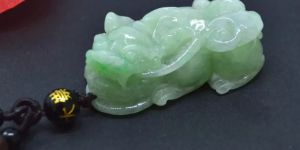 翡翠怎么保养 翡翠可以用水洗吗