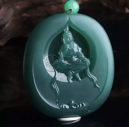 翡翠蓝水种值钱吗 翡翠蓝水什么样的值钱