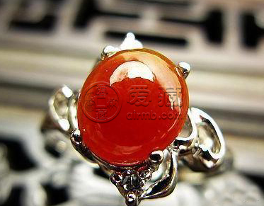 紅色翡翠戒指 紅色翡翠戒指價(jià)格及圖片大全