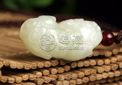 和田玉的保養(yǎng) 和田玉保養(yǎng)常見(jiàn)的兩大誤區(qū)