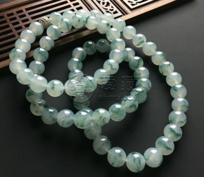 冰种翡翠手串好不好 如何选购冰种翡翠手串