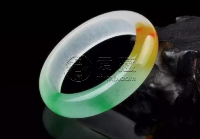 新坑翡翠手镯价格现在是多少钱
