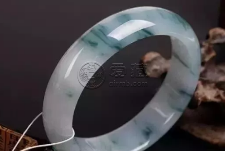 怎么養翡翠鐲子 樣翡翠手鐲切記這三點
