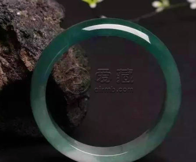 翡翠油青料是什么意思 翡翠油青料种水值钱吗
