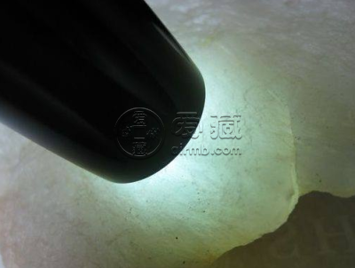 山料和籽料的透光图 籽料和山料怎么区分图片
