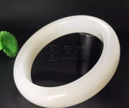 和田玉羊脂玉价格一克多少钱 和田玉羊脂玉最新价