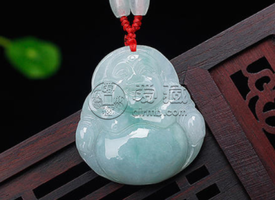 什么是正冰翡翠 翡翠正冰和高冰哪个好