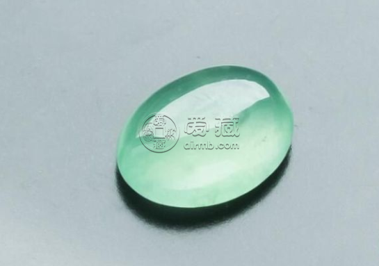 真翡翠的价格是多少 多少价格可以买到真的翡翠