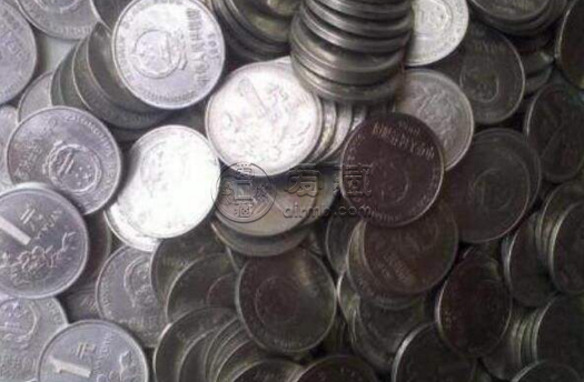 2000年的一元硬币图片及价格 牡丹一元2000年硬币价格多少