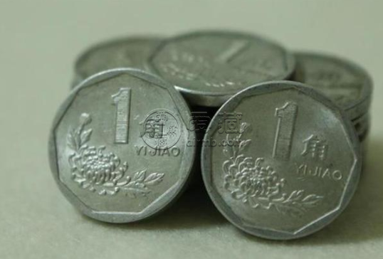 1993年1角菊花硬币值多少钱 1角菊花硬币值钱吗