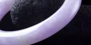 紫罗兰玉手镯价格多少及图片
