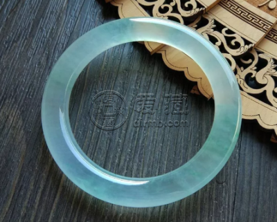 翡翠在线估价 如何给翡翠估价
