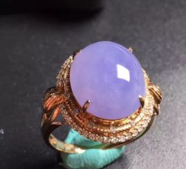 紫色翡翠价格 目前紫色翡翠价格是多少