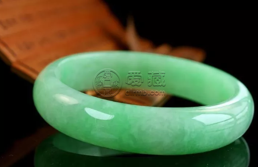 糯种翡翠价格 糯种翡翠价格多少钱