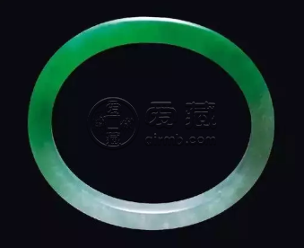 翡翠手镯价格对照表 翡翠手镯多少钱一个