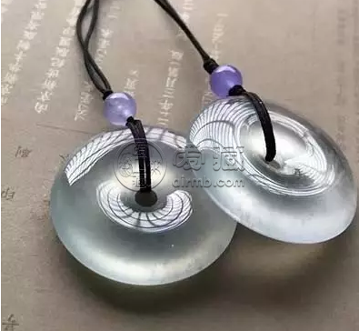 白冰种翡翠市场价 白冰种翡翠价格多少钱一克