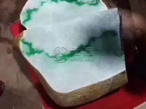 翡翠原石哪里买 哪里可以买到好的翡翠原石