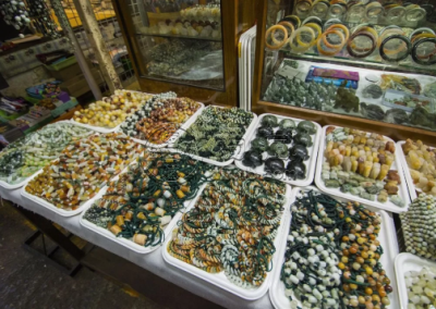 云南翡翠原石交易市场 云南有哪些原石市场