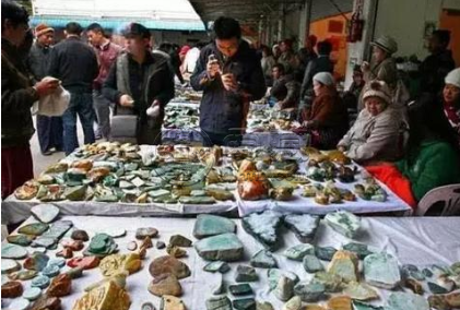 云南翡翠市場在哪里 云南翡翠市場地址