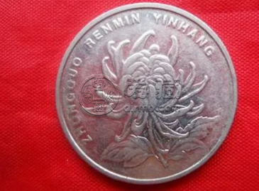 1999年的一元硬币值多少钱  1999年的一元硬币有收藏价值吗
