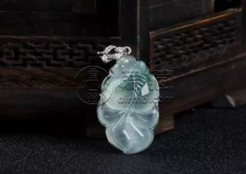 糯種翡翠怎么樣 糯種翡翠戴久了