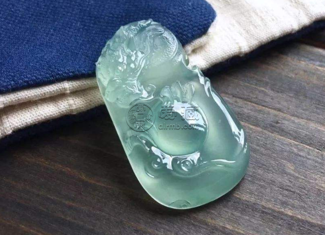 怎么看是不是翡翠 怎么能知道翡翠玉是真是假