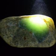 如何选翡翠原石 挑选翡翠原石的基本原则