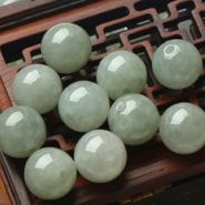 天然翡翠珠子价格 天然翡翠珠子一般多少钱