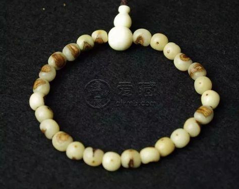 金佛草菩提子怎么去皮 金佛草菩提子去皮方法