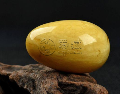 俄料蜜蜡多少钱一克 俄料蜜蜡50一克是真的吗