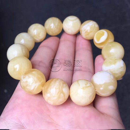 什么叫妖孽白花蜜蜡 妖孽白花蜜蜡特点