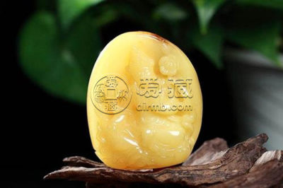 怎样识别蜜蜡真假鉴别 蜜蜡鉴定技巧