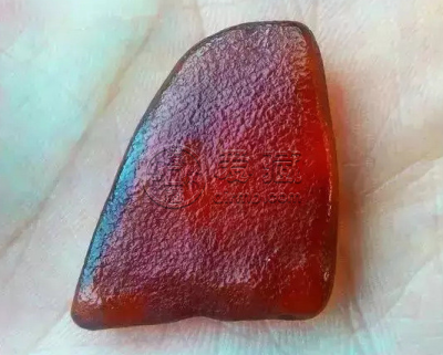 假原皮蜜蜡 假原皮蜜蜡是什么