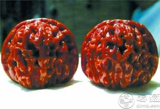 文玩核桃怎么盘红的快 文玩核桃盘玩方法