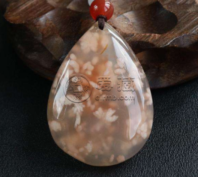 樱花玛瑙是人造的吗 樱花玛瑙是什么材质