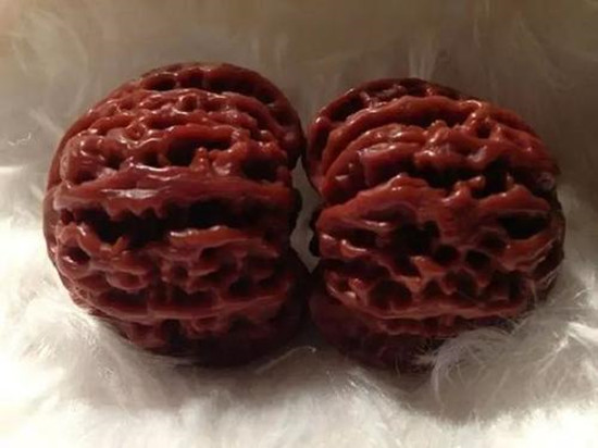 辨别塑料文玩核桃文玩核桃鉴定技巧-爱藏网