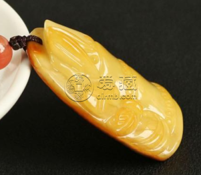 蜜蜡香味太浓怎么回事  蜜蜡的香味是什么样的
