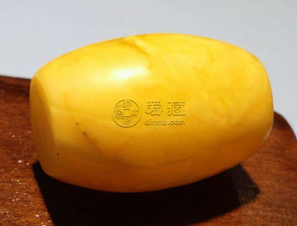 蜜蜡最顶级是什么种   什么样的蜜蜡是好的
