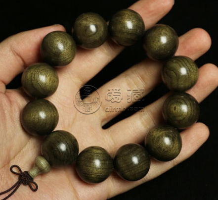 金絲楠木的特點(diǎn) 金絲楠木的特點(diǎn)優(yōu)勢(shì)