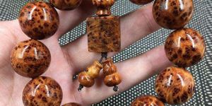 帶崖柏手串有什么好處 崖柏手串適合什么人戴