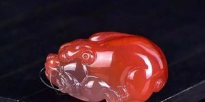 南紅可以戴著洗澡嗎 南紅保養(yǎng)禁忌